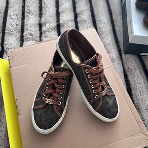 Michael Kors Monogram shoes